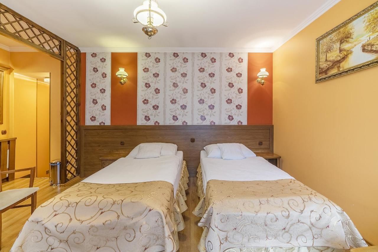 Отель Hotel Doris Оборники-28